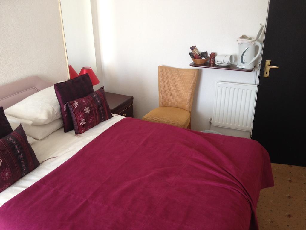 The Mackintosh Guest Accommodation แบล็คพูล ห้อง รูปภาพ