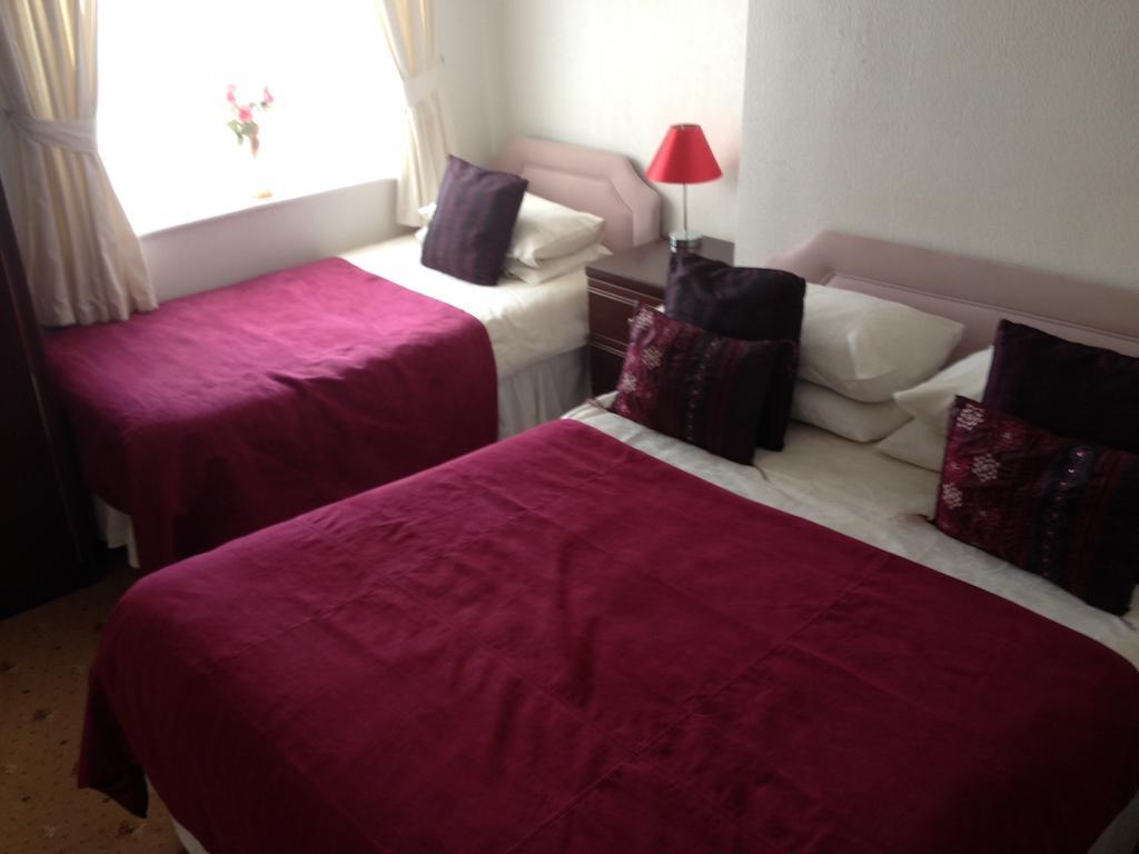 The Mackintosh Guest Accommodation แบล็คพูล ห้อง รูปภาพ
