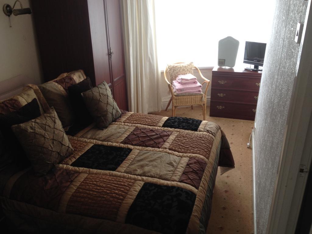 The Mackintosh Guest Accommodation แบล็คพูล ภายนอก รูปภาพ